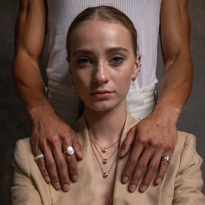 Parallel Pearl Necklace